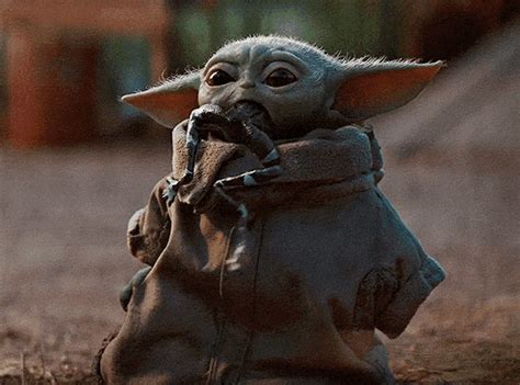 Baby Yoda Frog GIF - BabyYoda Yoda Baby - Discover & Share GIFs