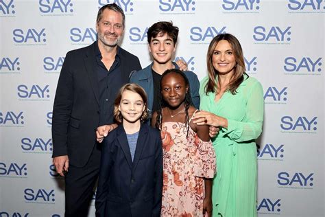 Mariska Hargitay’s Son Wonders Why Strangers Adore His Mom: ‘Why Does ...