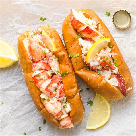 Creamy Lemon Butter Lobster Roll Recipe | The Cook Book