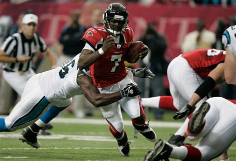 Panthers vs. Falcons: Best away photos from the divisional rivalry