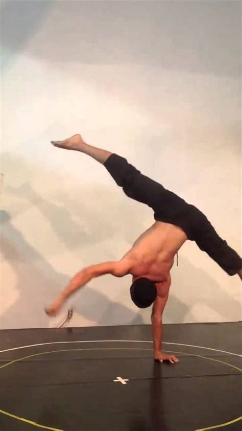 Spectacular One Arm Handstand Control by Andrey Moraru - Lost Art of ...