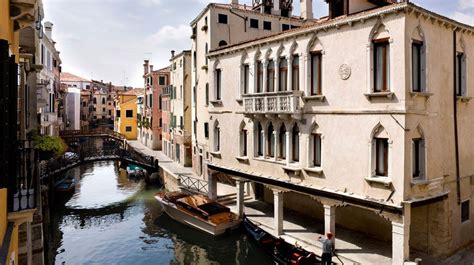 Una Hotel Venezia in Italy | Venezia hotel, Venice hotels, Venice