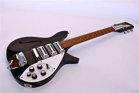 1966 Rickenbacker 325 (like the one made famous by John Lennon ...