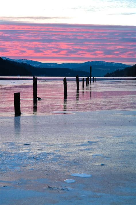 Winter On Lake Coeur D'Alene. Stock Photo - Image of scenics, wood ...