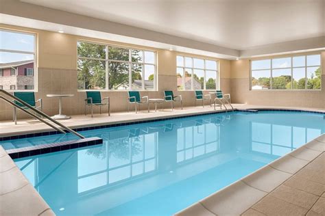 TownePlace Suites by Marriott Janesville Pool Pictures & Reviews ...