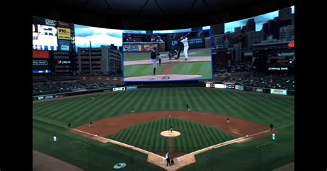 Double play: Intel to stream Major League Baseball games in VR - CNET