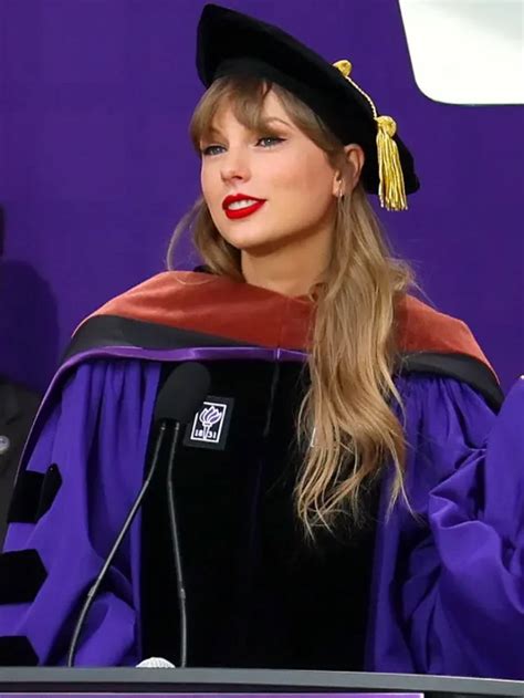 Taylor Swift Best Quotes From NYU Graduation Speech – Morning Lazziness