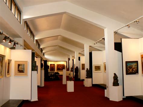 File:Bratsigovo-history-museum-art-gallery.jpg - Wikimedia Commons