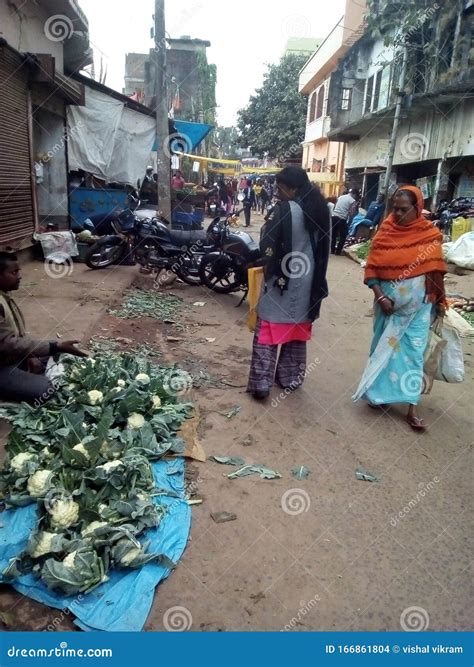 Market Scenes of Dumka Jharkhand India Traffuc Shop Editorial Stock ...