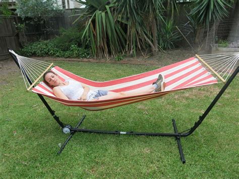 Free Standing Hammock: Single Red And White Canvas Hammock With ...