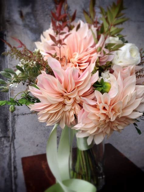 bouquet dahlia cafe au lait peach cream flower floral christopher ...