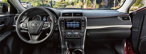 Stay Comfortable, Connected in the 2017 Toyota Camry Interior