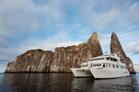 Galapagos Seaman Journey - Reef and Rainforest Tours