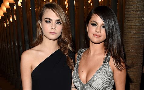 Cara Delevingne Selena Gomez Kiss in 'Only Murders In the Building' Was ...