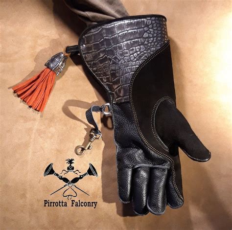 Falconry glove - Sculpture glove - Leather falconry glove - Falconry equipment - Falconry gift ...