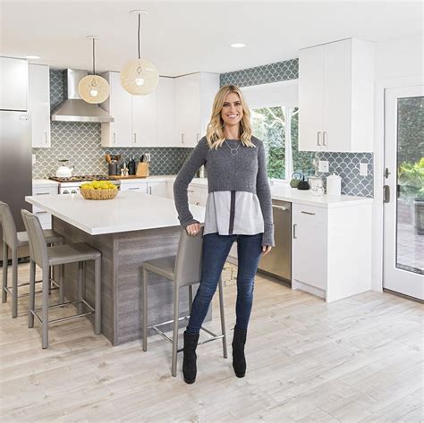 Christina Anstead's Biggest Challenge on Her New Show? Decorating with Her Husband, Ant | Hgtv ...