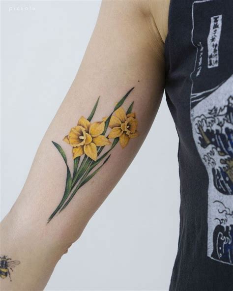 30 Pretty Daffodil Tattoos You Will Love | Style VP | Page 21