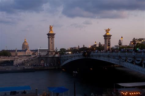 Premium Photo | Pont alexandre iii bridge at sunset with view of the ...