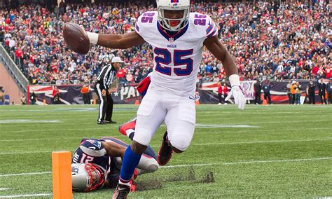 Buffalo Bills LeSean McCoy chasing Super Bowl, 12,000 rushing yards