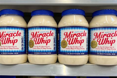 Miracle Whip vs Mayo: Taste, Difference & Nutrition