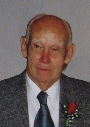 Obituary of Stanley Robert Moor | McKinlay Funeral Home | Locally O...