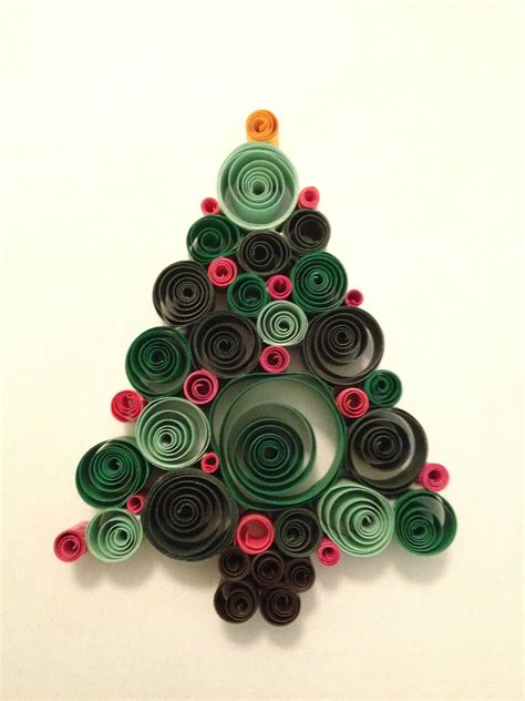 quilled christmas ornament | Quilling christmas, Paper quilling designs, Quilling patterns