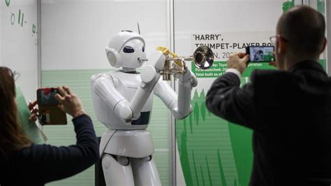 London Science Museum reveals evolution of robotics