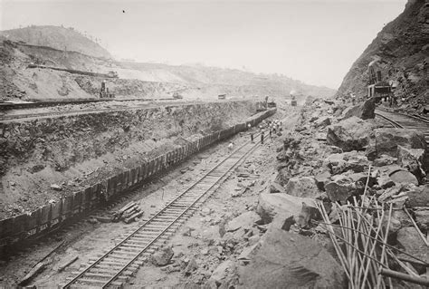 Vintage: Panama Canal Construction (1904-1914) | MONOVISIONS