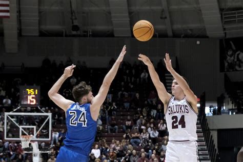 SIU Basketball | Salukis dial long distance in win over SLU | College ...