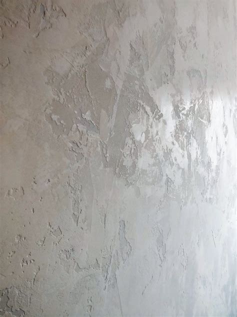 Italian decorative plaster finish in white. I used several different ...