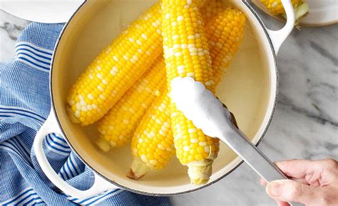 How to Boil Corn on the Cob Recipe - Love and Lemons