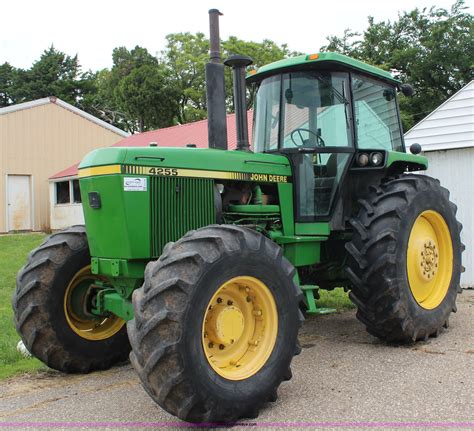 1990 John Deere 4255 MFWD tractor in Riley, KS | Item G5146 sold | Purple Wave