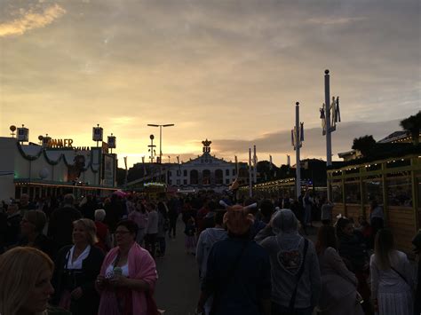 10 Things You Should Know About Oktoberfest BEFORE You Go (Munich ...