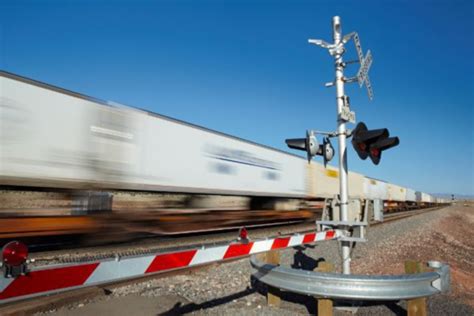 Common Causes Of Railroad Crossing Accidents - Powell Zero Mundy