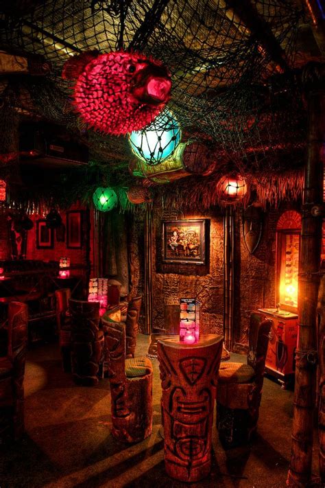 FRANKIE'S TIKI ROOM - Las Vegas, Nevada (Very tiny, but legendary ...