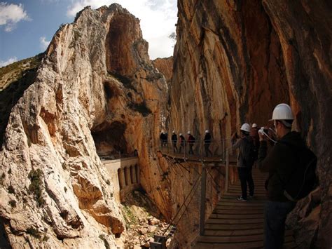 Pax on both houses: El Caminito Del Rey: World's Most Dangerous Trail Reopens After 15 Years