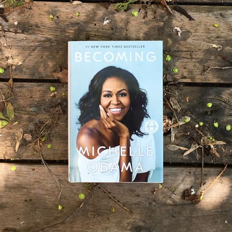 True Reads Book Club: Becoming By Michelle Obama | Librairie Drawn ...