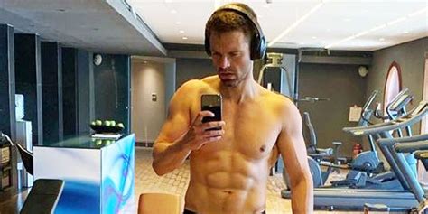 Core Workout - Sebastian Stan's Session Will Build Six-Pack Abs