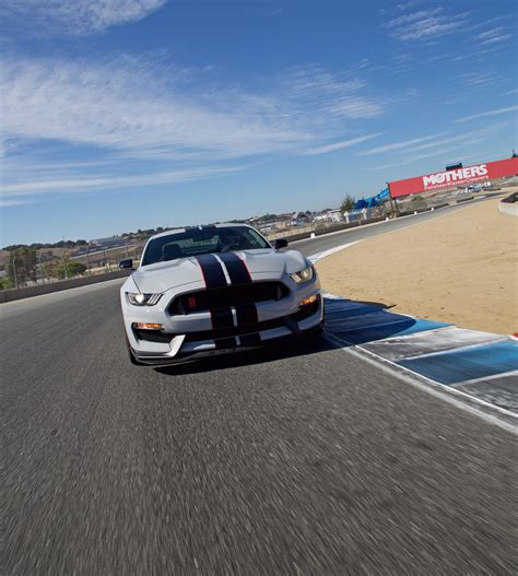 Ford Mustang Shelby GT350 Wallpapers - Wallpaper Cave