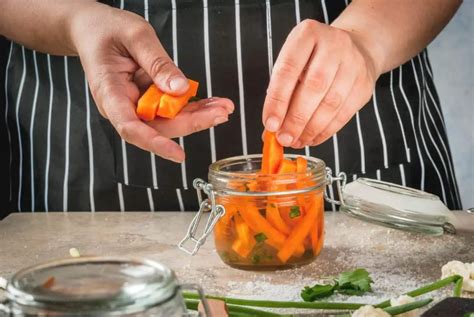 Vietnamese Pickled Carrots Recipe