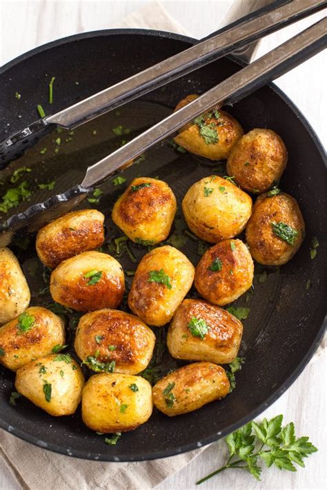 Buttery Chateau Potatoes - Easy Cheesy Vegetarian