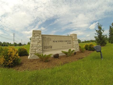 Facilities • Macomb Corners Park