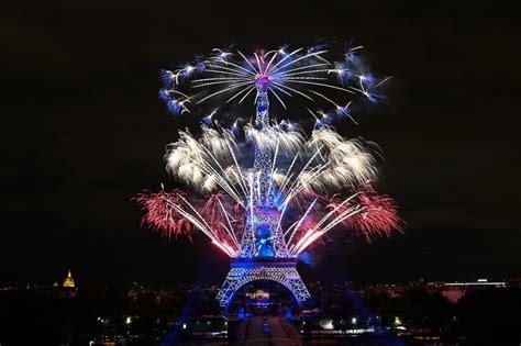 VIDEO: Watch France's spectacular Bastille Day fireworks - The Local