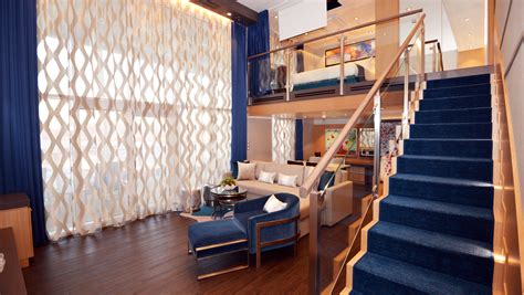 Royal Caribbean Symphony of the Seas suites in photos