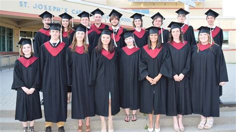 St. Joseph’s Catholic High School celebrates 2016 graduates | InsideOttawaValley.com