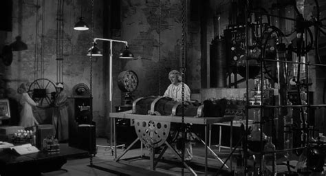 Young Frankenstein (1974)