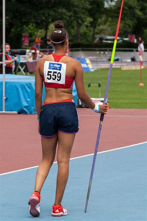 Javelin Throw Training for Female Athletes: A Comprehensive Guide