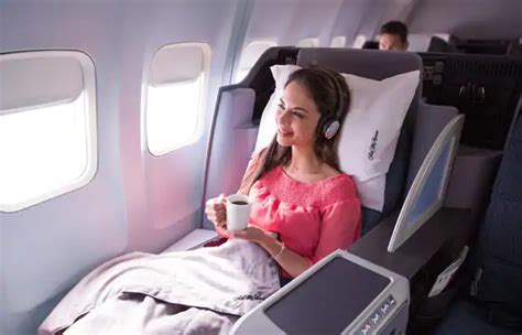 What Is Premium Seating On United Airlines | Brokeasshome.com