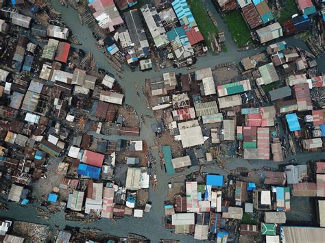 Humanitarian OpenStreetMap Team | Mapping Makoko Using Drones and Canoes