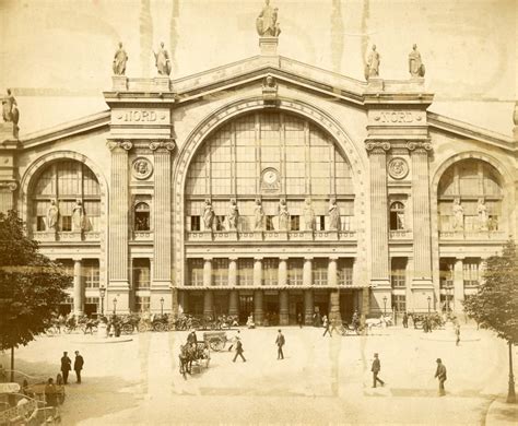 Paris, Gare du Nord vers 1880 En 1861, l'architecte Jacques Ignace Hittorff prend la direction ...